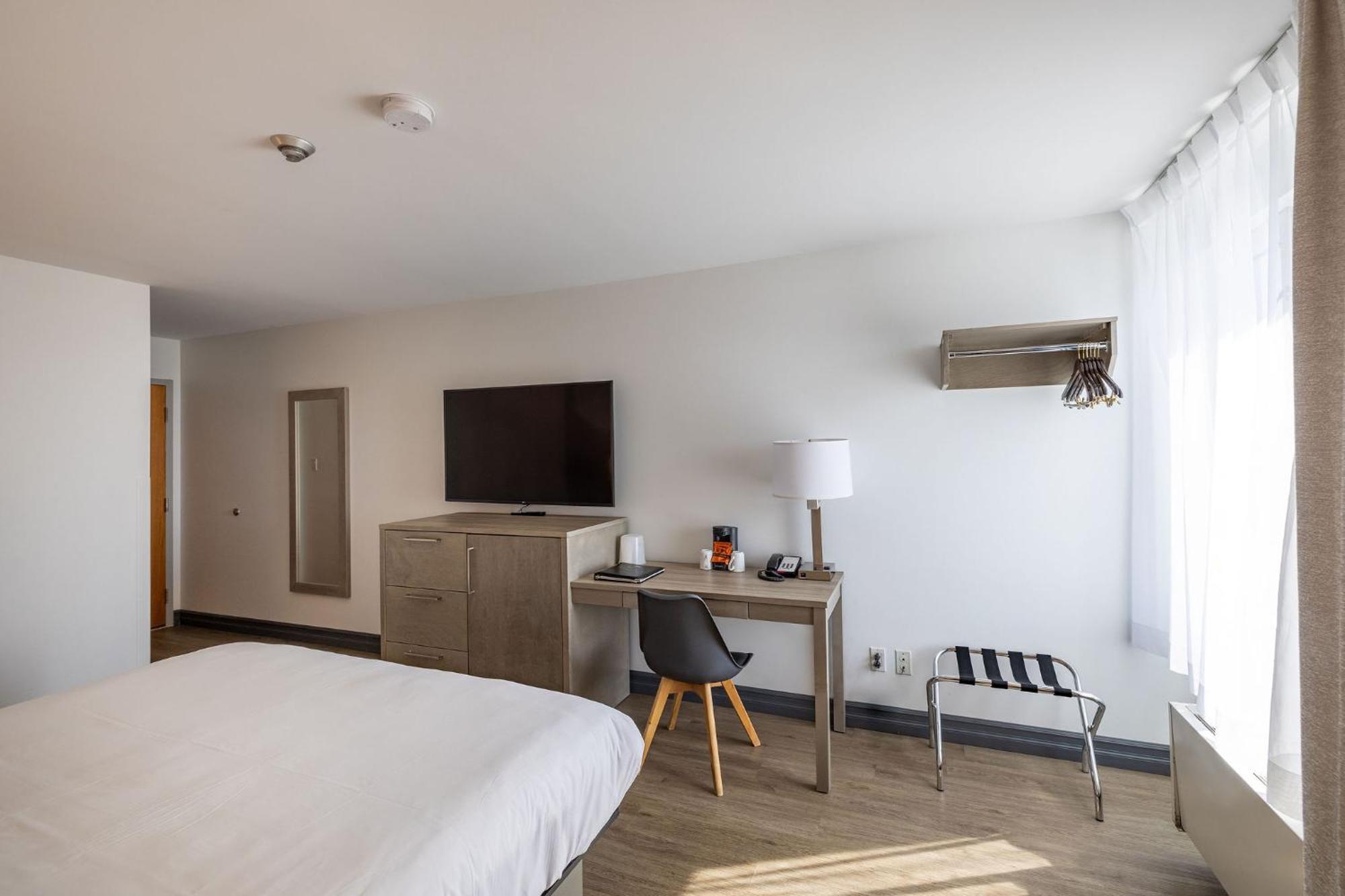 Repotel Aeroport Quebec Bagian luar foto